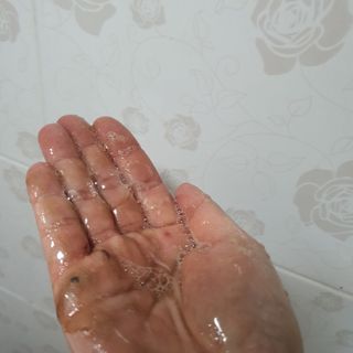 다슈코리아 다슈 데일리 단백질 한방 두피 골드 샴푸 500ml — 5점을 준 리뷰어가 2021년 1월 올린 사용 사진