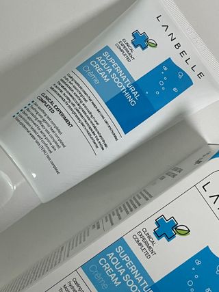 랑벨 수퍼내츄럴 아쿠아 수딩 크림 100ml — 5점을 준 리뷰어가 2022년 4월 올린 사용 사진