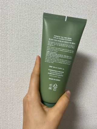 [팜스테이] 티트리 바이옴 로우 피에이치 카밍 클렌저 — 5점을 준 리뷰어가 2022년 8월 올린 사용 사진