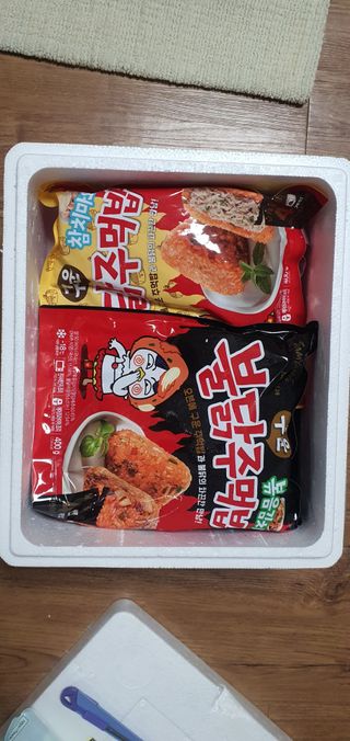 삼양냉동 [삼양] 불닭참치마요구운주먹밥+불닭볶음김치구운주먹밥 2세트구성 — 5점을 준 리뷰어가 2021년 2월 올린 사용 사진