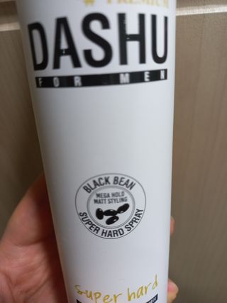 다슈코리아 다슈 포 맨 프리미엄 메가 홀드 슈퍼 스프레이 250ml — 5점을 준 리뷰어가 2021년 12월 올린 사용 사진