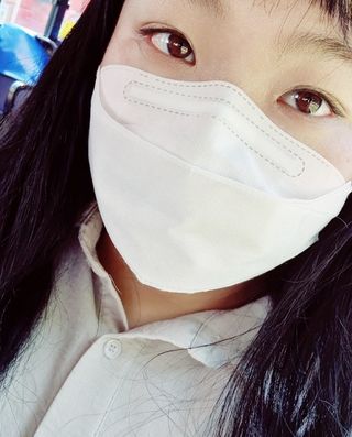 [후르디아] 묻어남NO 비건 메이크업 픽서 — 5점을 준 리뷰어가 2021년 10월 올린 사용 사진