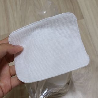디어엘로디 프리미엄 유기농 유아 솜티슈 40매 3Pack +60매 1Pack 혼합형 — 5점을 준 리뷰어가 2021년 4월 올린 사용 사진
