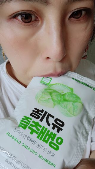 참앤들황토농원 국내산 유기농 양배추를 그대로 담은,  유기농 양배추즙  80ml X 30포 1박스 — 5점을 준 리뷰어가 2023년 4월 올린 사용 사진