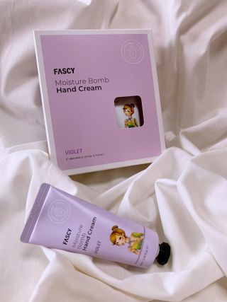 파시 FASCY 高保湿ハンドクリーム40ml+80ml セット — 5점을 준 리뷰어가 2021년 9월 올린 사용 사진