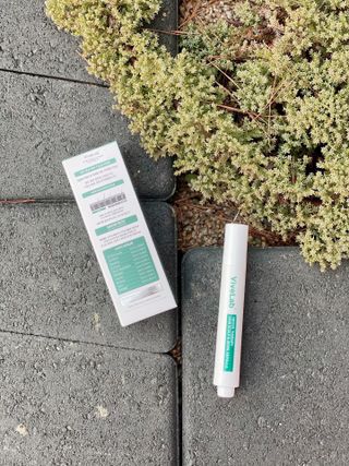 바이브랩 [탈모증상완화] 헤어라인 눈썹 두피앰플 — 5점을 준 리뷰어가 2022년 3월 올린 사용 사진