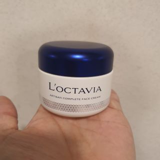 록타비아 Artisan Complete Face Cream — 5점을 준 리뷰어가 2023년 10월 올린 사용 사진