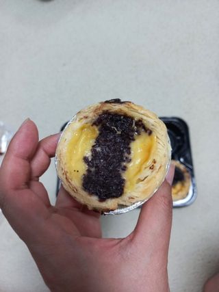 디앙뜨 포르투갈 에그타르트 오리지널 맛+패션후르츠+초콜릿타르트 맛 중 택1 — 4점을 준 리뷰어가 2021년 7월 올린 사용 사진
