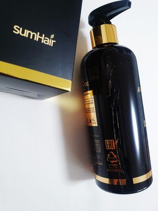 썸헤어 / SUMHAIR 썸헤어  써밋 안티 헤어로스 샴푸+트리트먼트 — 5점을 준 리뷰어가 2021년 6월 올린 사용 사진