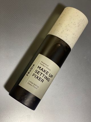 [후르디아] 묻어남NO 비건 메이크업 픽서 — 5점을 준 리뷰어가 2021년 10월 올린 사용 사진
