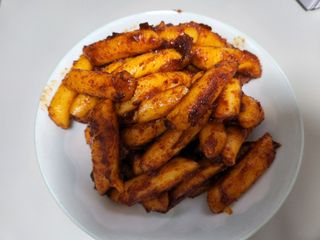[푸딩팩토리] 떡볶이 베스트 2종_옛날 국물떡볶이 570g / 할매 기름 떡볶이  570g — 5점을 준 리뷰어가 2022년 5월 올린 사용 사진