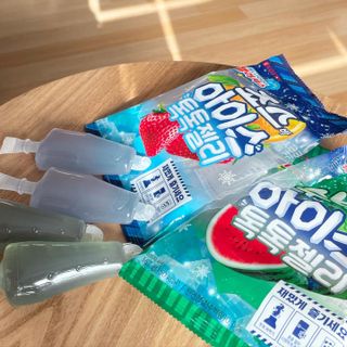 롯데제과 죠스바 아이스 톡톡 젤리 — 5점을 준 리뷰어가 2021년 10월 올린 사용 사진