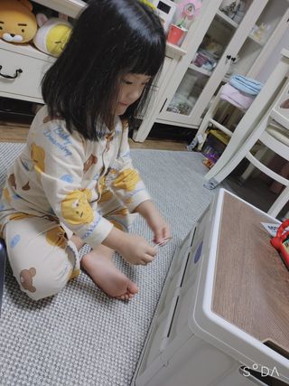 나무드 [nothing] 접이식 폴딩박스 수납 정리함 공간 리빙 박스 56L — 5점을 준 리뷰어가 2021년 10월 올린 사용 사진