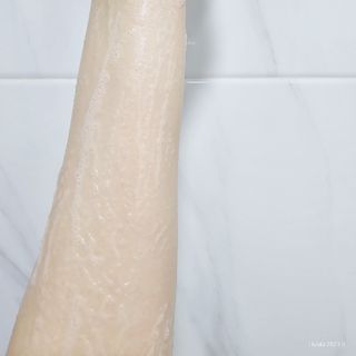 노바리타 배쓰루파 컬렉션 3종 - 타원형 샤워패드+바디스크럽 장갑+바디스틱 — 5점을 준 리뷰어가 2023년 8월 올린 사용 사진