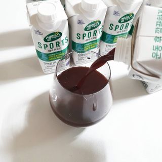 셀렉스스포츠 셀렉스 스포츠 웨이 프로틴 초콜릿 _ 330ml x 12팩 — 4점을 준 리뷰어가 2021년 3월 올린 사용 사진
