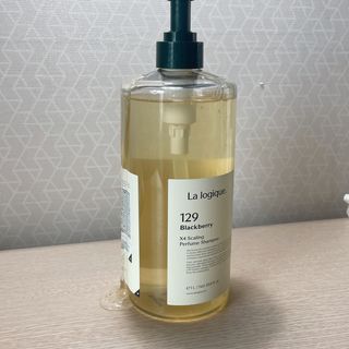 라로지크 X4 스케일링 퍼퓸 샴푸 1,000mℓ — 2.5점을 준 리뷰어가 2021년 12월 올린 사용 사진