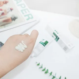랑벨 랑바이오 블랙 시카 크림 50ml(블랙비 프로폴리스, 시카 4종, 판테놀 10 함유) — 5점을 준 리뷰어가 2022년 4월 올린 사용 사진