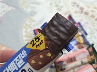 이지프로틴바 3종x각 2ea (고단백질바, 멀티단백질바, 식물성단백질바) — 5점을 준 리뷰어가 2024년 2월 올린 사용 사진
