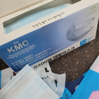 건강누리인터내셔날 (마스크 특집) 7DAYS 컬러마스크 (컬러7매)+ KMC 프리미엄 덴탈마스크(50매) — 5점을 준 리뷰어가 2022년 7월 올린 사용 사진