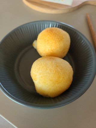 Dog&Ball 독앤볼 [Dog&Ball] 미니찹쌀볼도그 찹쌀치즈볼 — 5점을 준 리뷰어가 2021년 8월 올린 사용 사진