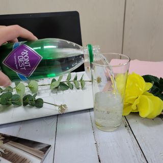 몽베스트 Montbest with Sparkling water Plain 20병 — 5점을 준 리뷰어가 2022년 9월 올린 사용 사진