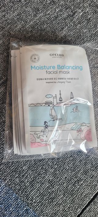 세뚜아(Cettua) [세뚜아] 모이스처 밸런싱 페이셜 마스크 Cettua Moisture Balancing Facial Mask 5매 — 5점을 준 리뷰어가 2024년 3월 올린 사용 사진