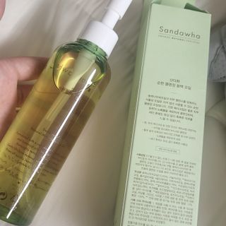 스킨큐어 산다화 순한 클렌징 동백 오일 200ml — 5점을 준 리뷰어가 2022년 8월 올린 사용 사진