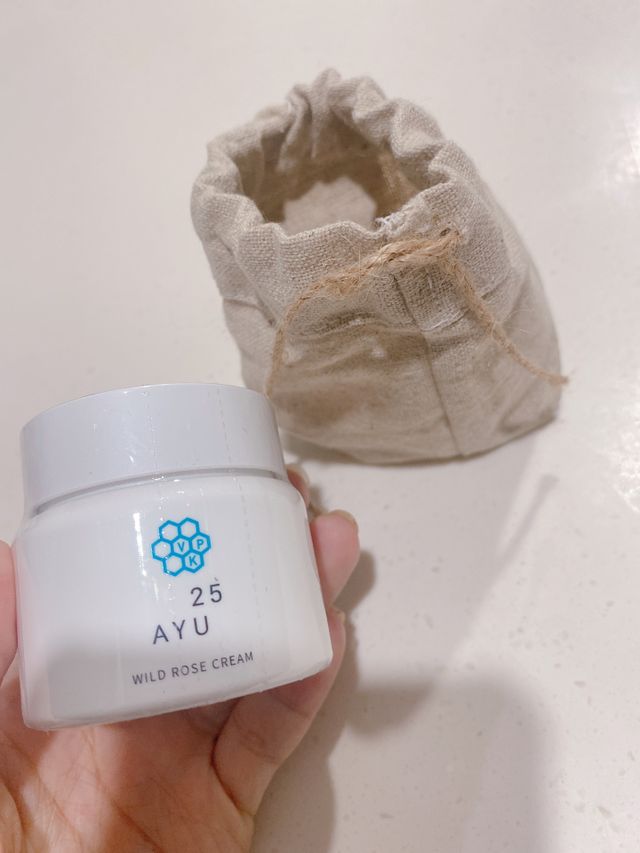 AYU25[아유트웬티파이브]다마스크로즈워터 베이스 천연 수분 촉촉 크림 리뷰 사진