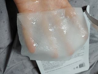 Dr.느루벗 느루벗 EGF FGF 스킨 리커버리 마스크 10장 — 5점을 준 리뷰어가 2021년 4월 올린 사용 사진