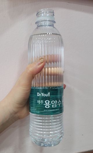 닥터유 제주용암수 닥터유 용암수 530ml — 5점을 준 리뷰어가 2022년 5월 올린 사용 사진