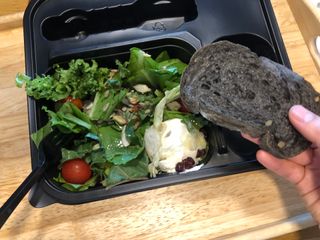 참살이도시락 작심삼일 샐러드도시락 3개 맛보기 새벽배송 또는 택배배송 — 3.5점을 준 리뷰어가 2021년 8월 올린 사용 사진