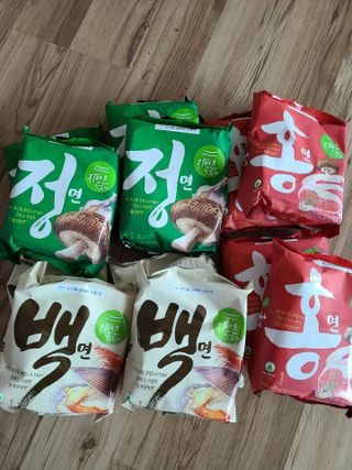 [풀무원] 자연은맛있다 정면, 백면, 홍면  세트 — 5점을 준 리뷰어가 2021년 4월 올린 사용 사진