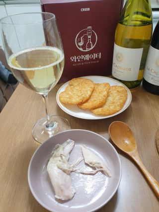 와인웨이터 당신은 별을 마시고있소, 크리비 와인 디스펜서 — 5점을 준 리뷰어가 2023년 1월 올린 사용 사진