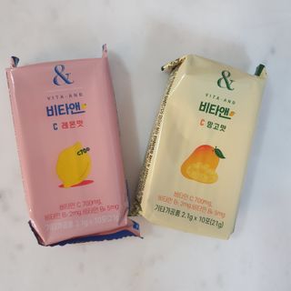 비타앤C 레몬맛, 망고맛 — 5점을 준 리뷰어가 2021년 4월 올린 사용 사진