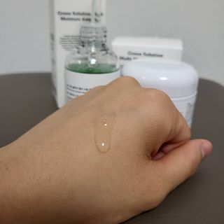 [녹산] 그린 솔루션 멀티 수분 앰플 + 그린 솔루션 멀티 수분크림 — 4점을 준 리뷰어가 2022년 9월 올린 사용 사진