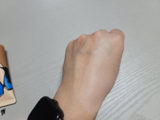 약손명가코스메틱 에오스보떼 블라인드 비비크림 50ml — 4점을 준 리뷰어가 2021년 9월 올린 사용 사진