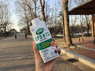 셀렉스스포츠 셀렉스 스포츠 웨이 프로틴 복숭아_ 330ml x 12팩 — 5점을 준 리뷰어가 2021년 3월 올린 사용 사진