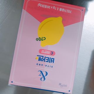 비타앤C 레몬맛, 망고맛 — 5점을 준 리뷰어가 2021년 4월 올린 사용 사진