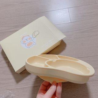 유비맘 캐릭터 실리콘 흡착 식판_색상 랜덤발송 — 5점을 준 리뷰어가 2021년 1월 올린 사용 사진