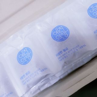 예진약방 그날을 위한 맞춤형 한방 건강식품 (4종) — 3점을 준 리뷰어가 2022년 6월 올린 사용 사진