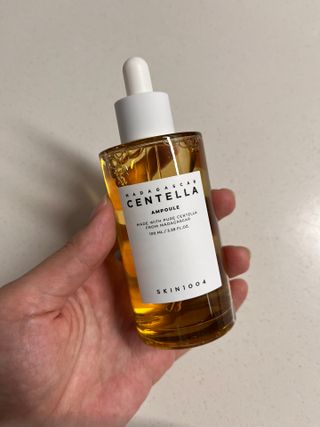 [스킨1004] 마다가스카르 센텔라 앰플 100ml — 5점을 준 리뷰어가 2024년 5월 올린 사용 사진