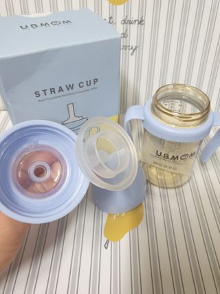 유비맘 샘방지 PPSU 빨대컵_컬러 랜덤 발송 — 5점을 준 리뷰어가 2020년 12월 올린 사용 사진
