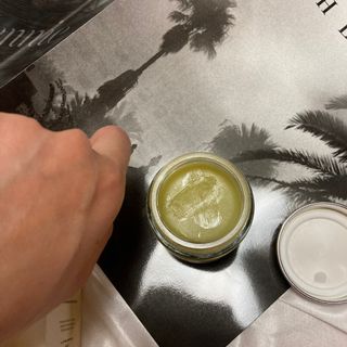 올리브 오일 스킨케어 컴퍼니 [OOSC] 순한 베이비 퓨어 수딩밤 오리지널 60g — 4점을 준 리뷰어가 2021년 5월 올린 사용 사진
