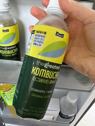더그레잇티 콤부차 300ml *12개입 (오리지널 6개+베리리치 6개) — 5점을 준 리뷰어가 2022년 7월 올린 사용 사진