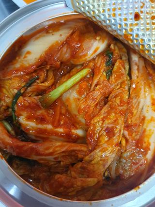 셰프애찬 알배기 겉절이 김치 1kg — 5점을 준 리뷰어가 2022년 11월 올린 사용 사진