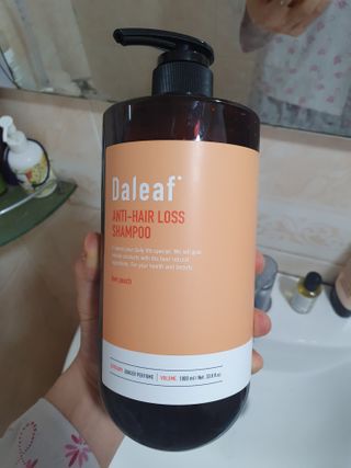 달리프 진저 베러 퍼퓸 탈모 완화 샴푸 1000ml 향 3종 — 5점을 준 리뷰어가 2021년 2월 올린 사용 사진