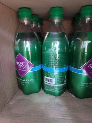 몽베스트 Montbest with Sparkling water Plain 20병 — 5점을 준 리뷰어가 2022년 9월 올린 사용 사진