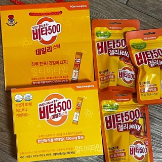 광동생활건강 [광동] 비타500데일리스틱 70포+쇼핑백+구미3개 — 4.5점을 준 리뷰어가 2022년 1월 올린 사용 사진