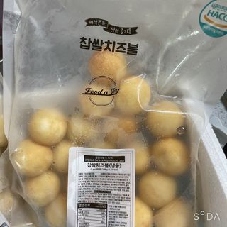 Dog&Ball 독앤볼 [Dog&Ball] 미니찹쌀볼도그 찹쌀치즈볼 — 5점을 준 리뷰어가 2021년 8월 올린 사용 사진