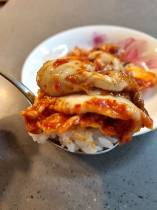 셰프애찬 별미김치 굴겉절이 1kg — 5점을 준 리뷰어가 2022년 12월 올린 사용 사진
